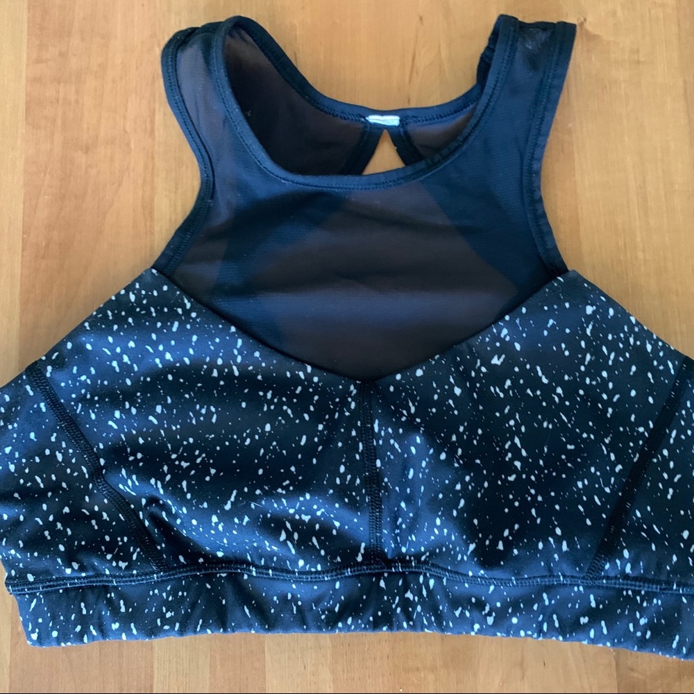Lululemon Black & white sheer neck sportsbra 10L